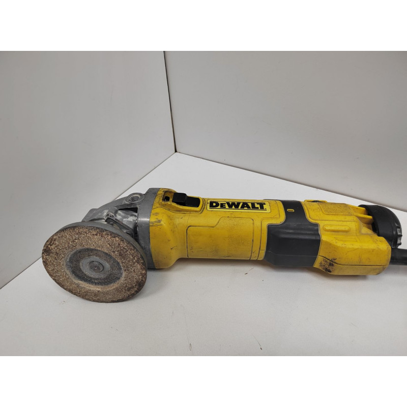 Болгарка DeWALT DWE4257            
            б/у