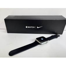 Умные Часы Apple Watch Nike Series 5 40mm            
            б/у