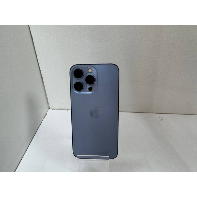 Мобильный телефон Apple iPhone 13 Pro 6/256 GB            
            б/у