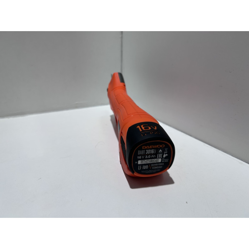 Аккумуляторный секатор DAEWOO DAGP 2516Li            
            б/у