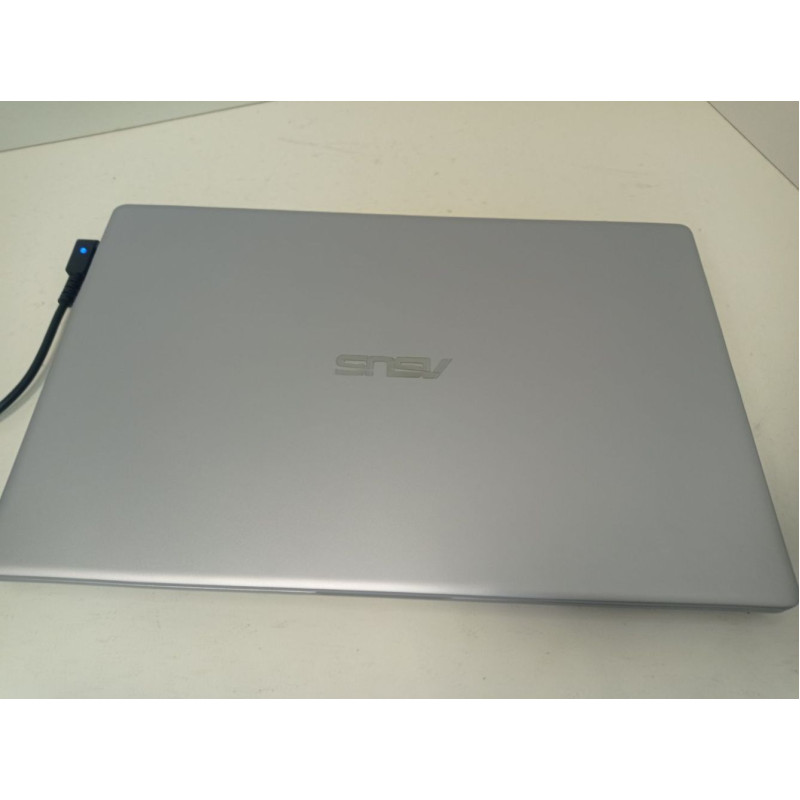 Ноутбук ASUS VivoBook 14 X403FA            
            б/у