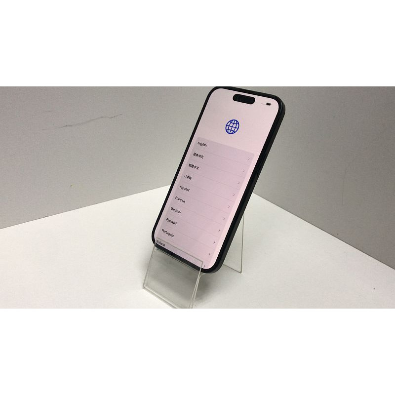 Мобильный телефон Apple iPhone 15 6/128 GB