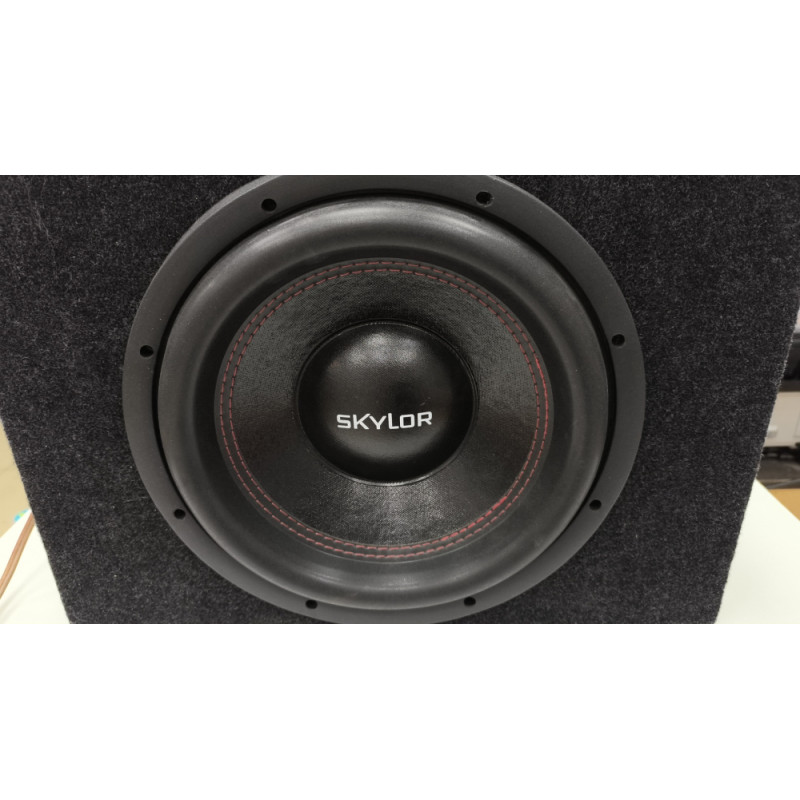 Сабвуфер автомобильный SKYLOR SW-BS12            
            б/у