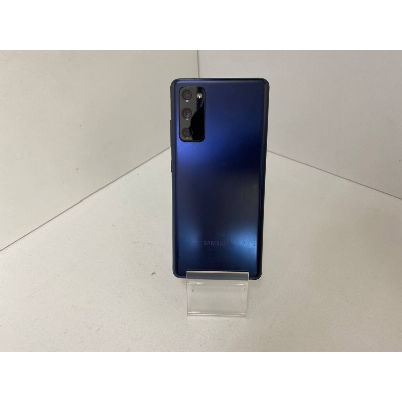 Мобильный телефон Samsung Galaxy S20 FE 6/128 GB            
            б/у