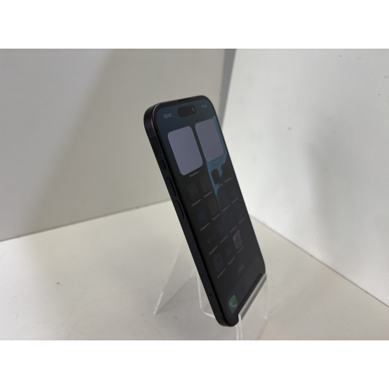 Мобильный телефон Apple iPhone 15 6/128 GB            
            б/у