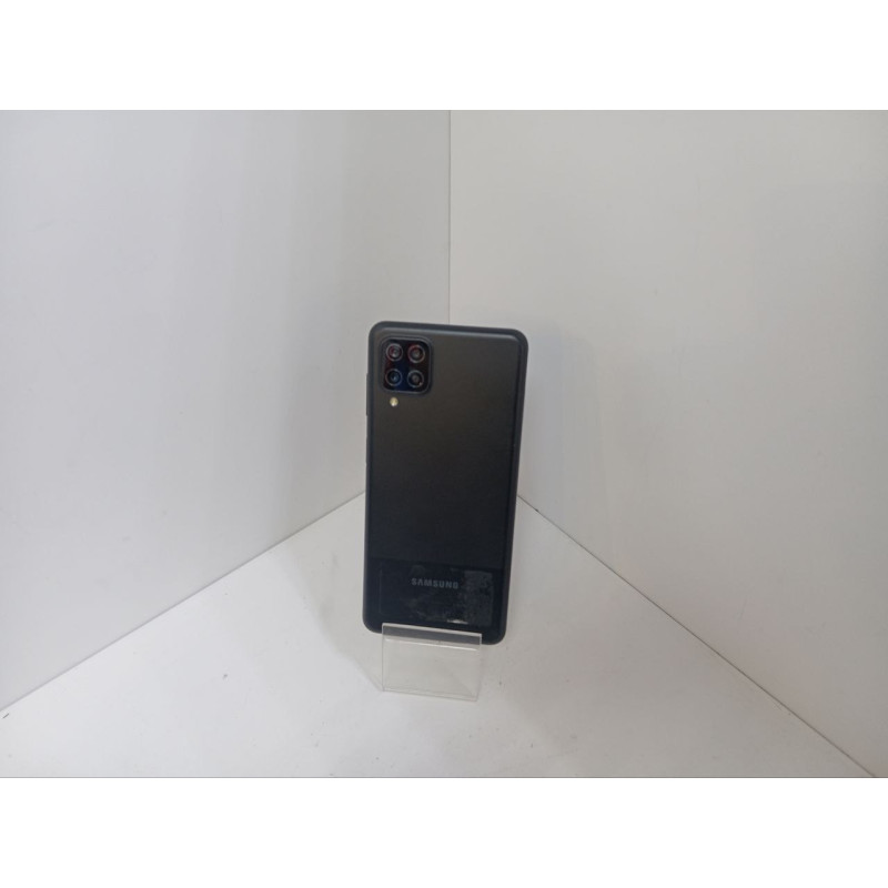 Мобильный телефон Samsung Galaxy A12 3/32 GB            
            б/у