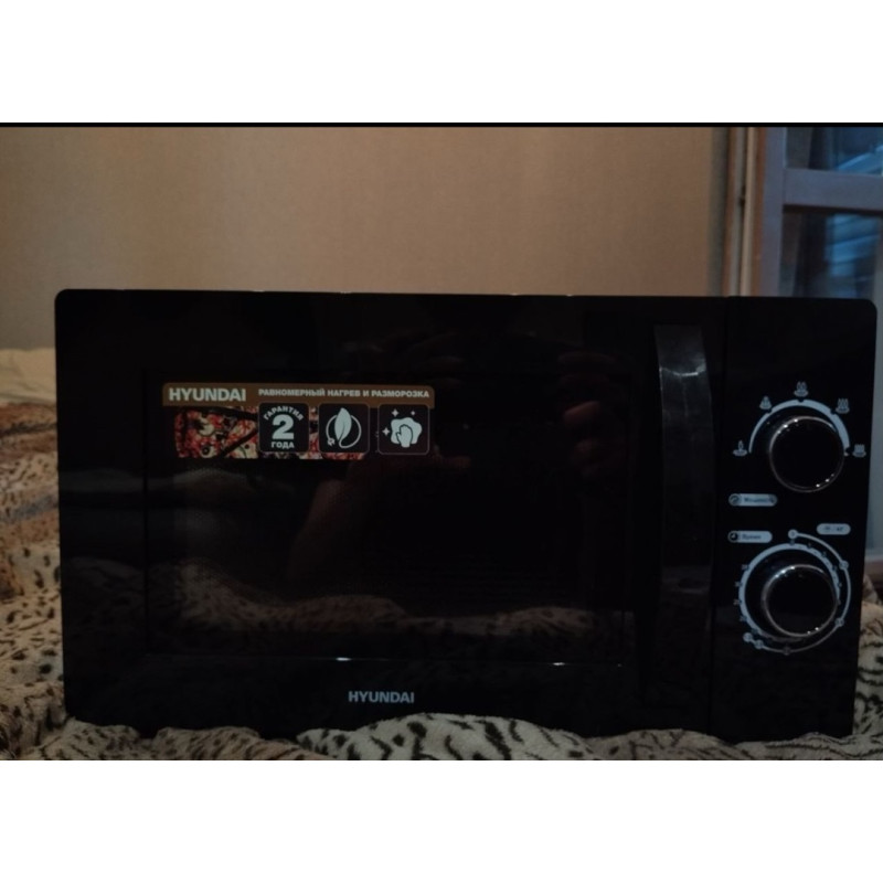 Микроволновые печи Hyundai HYM-M2063
