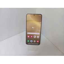 Мобильный телефон Samsung Galaxy S24 8/256 GB            
            б/у