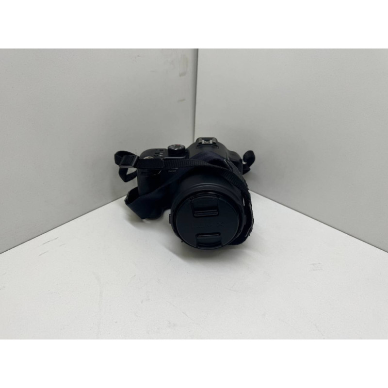 Фотоаппараты Цифровые Panasonic Lumix DMC-FZ50            
            б/у