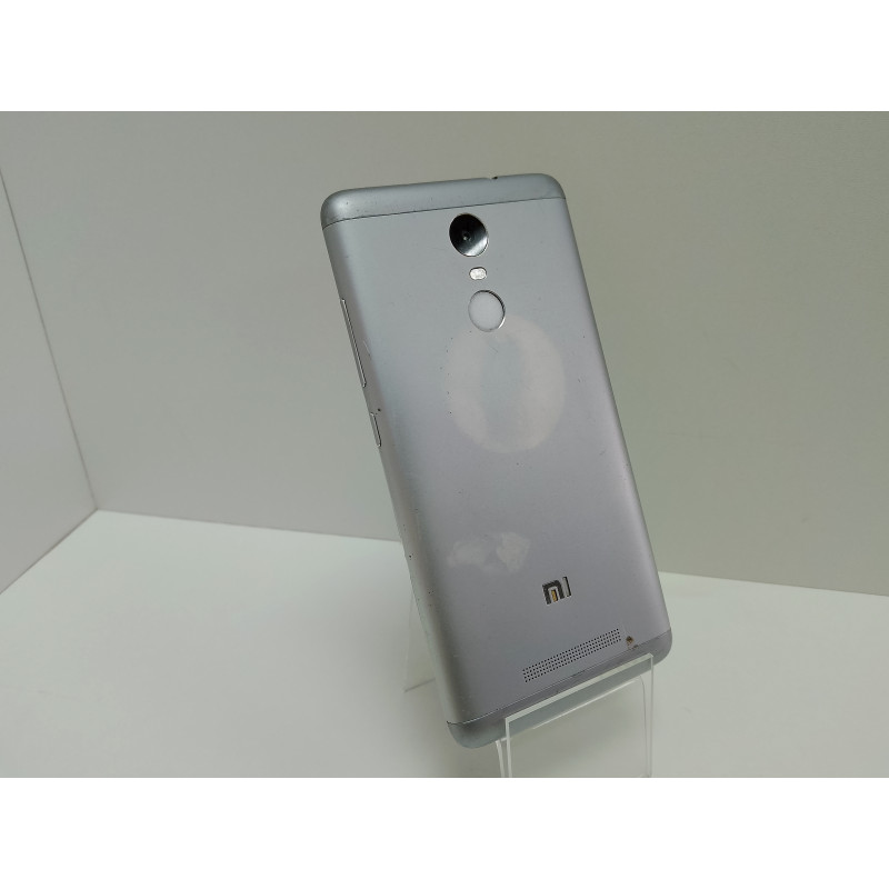 Мобильный телефон Xiaomi Redmi Note 5A 4/64 GB            
            б/у
