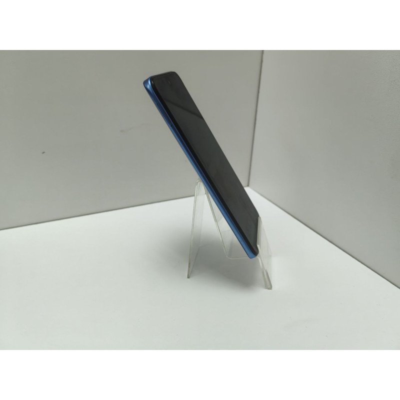 Мобильный телефон Xiaomi Redmi 10 4/128 GB            
            б/у