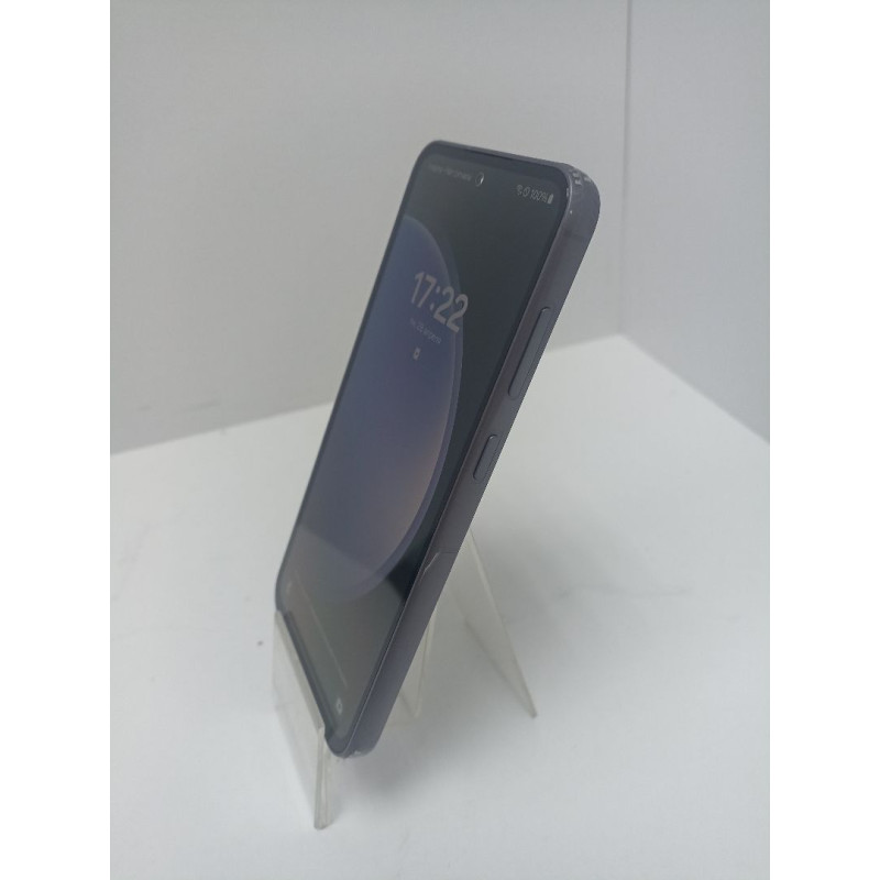 Мобильный телефон Samsung Galaxy S23 FE 128 GB            
            б/у