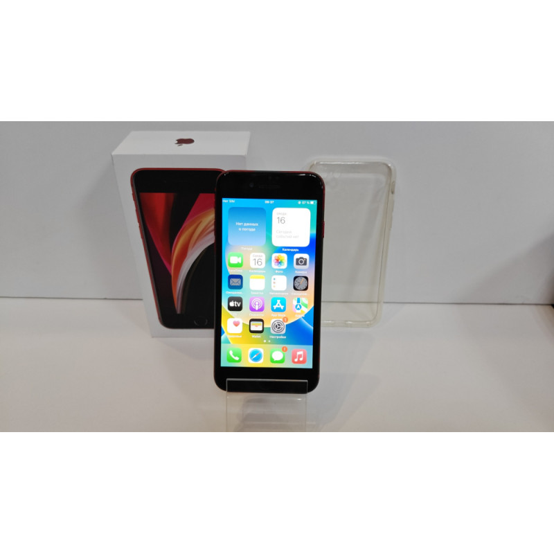Мобильный телефон Apple iPhone SE 2020 3/64 GB            
            б/у