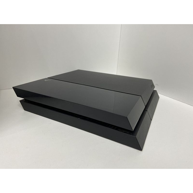 Игровые приставки Sony Playstation 4 500GB (CUH-1108A)            
            б/у