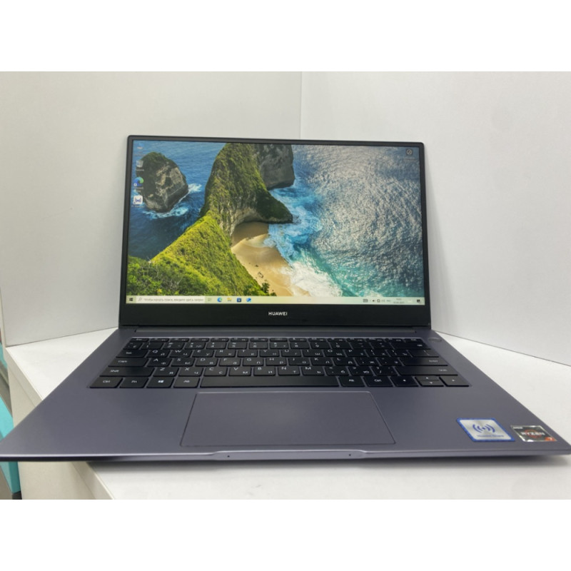 Ноутбук HUAWEI MateBook D14            
            б/у