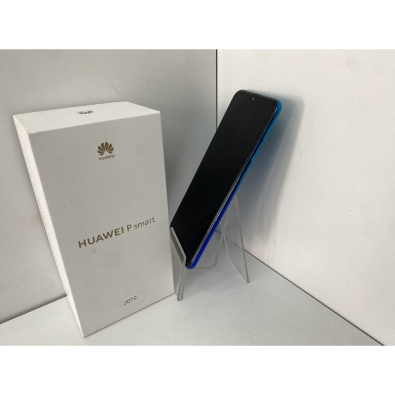 Мобильный телефон Huawei P Smart (2019) 3/64 GB            
            б/у