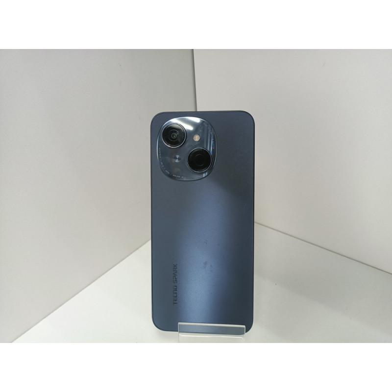 Мобильный телефон Tecno SPARK GO 1 KL4 3/64 GB            
            б/у