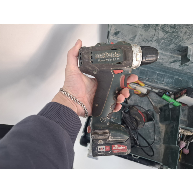 Шуруповерт Metabo PowerMaxx BS 12            
            б/у