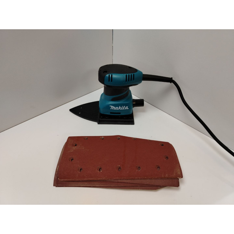 Вибрационная шлифовальная машина Makita BO4565            
            б/у