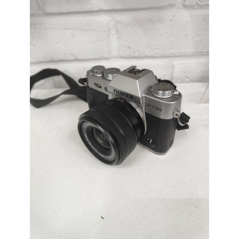 Фотоаппараты Цифровые Fujifilm X-T20            
            б/у