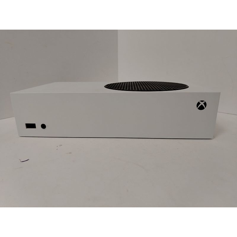Игровые приставки Microsoft Xbox Series S 512GB            
            б/у