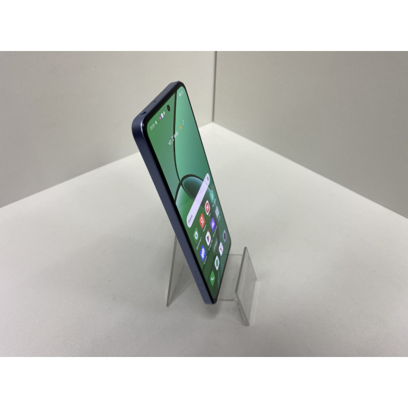 Мобильный телефон REALME 12 8/128 GB            
            б/у