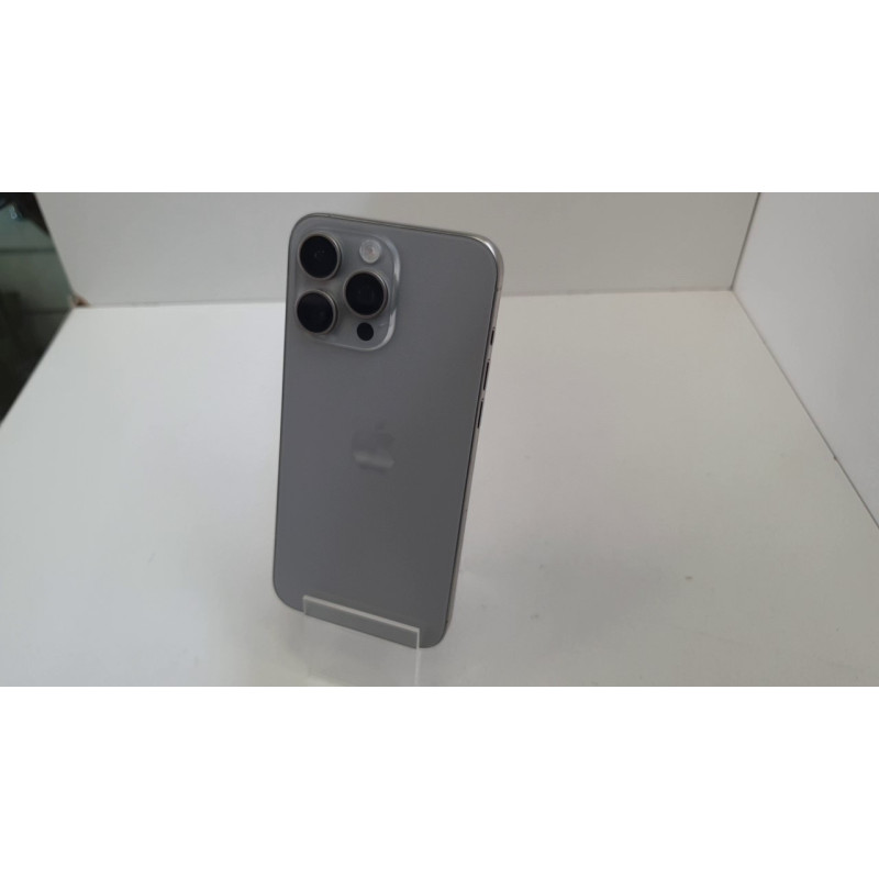Мобильный телефон Apple iPhone 15 Pro Max 8/256 GB            
            б/у