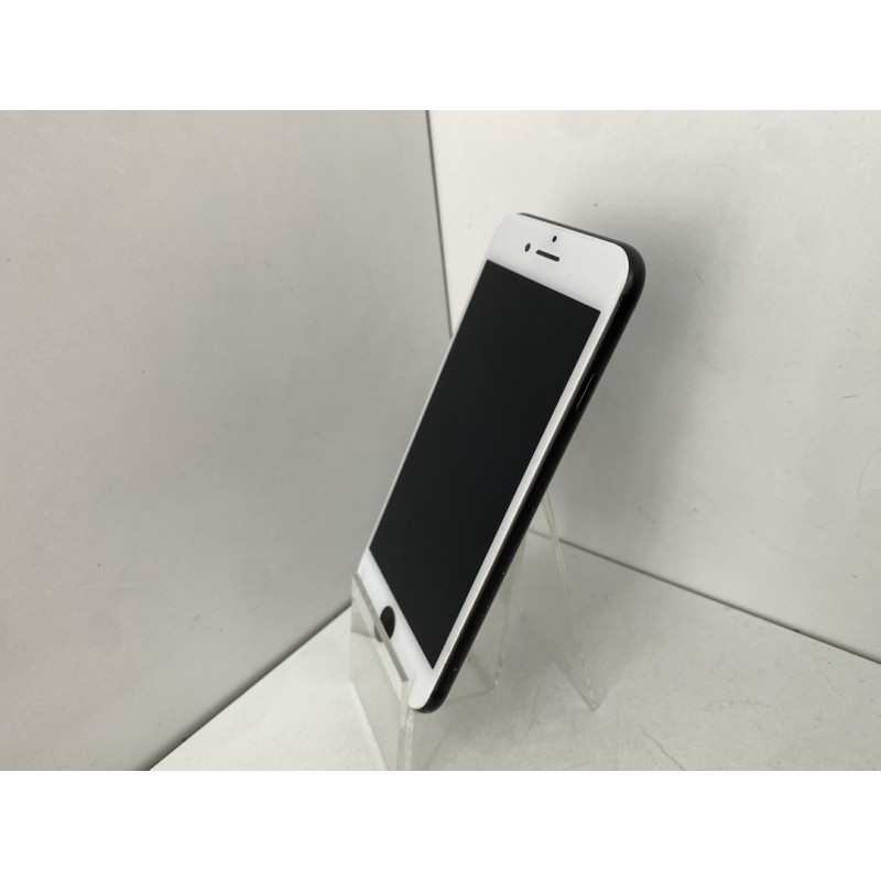 Мобильный телефон Apple iPhone 7 2/128 GB            
            б/у