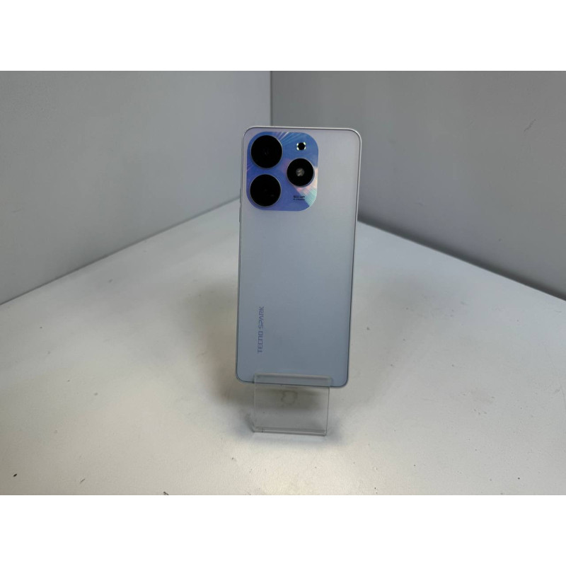 Мобильный телефон Tecno Spark 10 Pro 8/128 GB            
            б/у