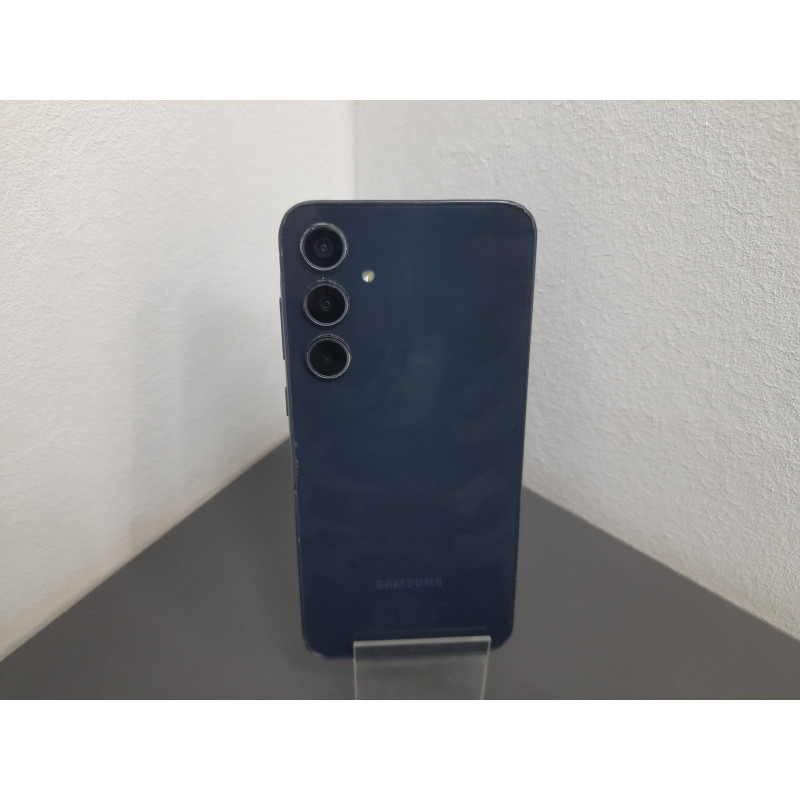 Мобильный телефон Samsung Galaxy A35 5G 8/128 GB            
            б/у