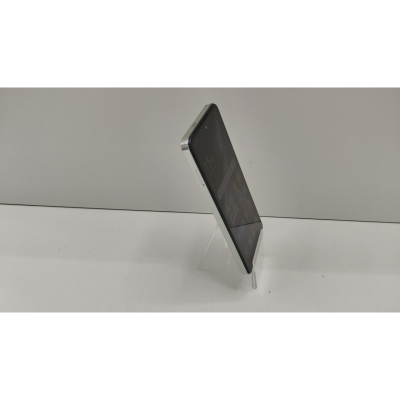 Мобильный телефон Tecno Pova 5 8/256 GB            
            б/у