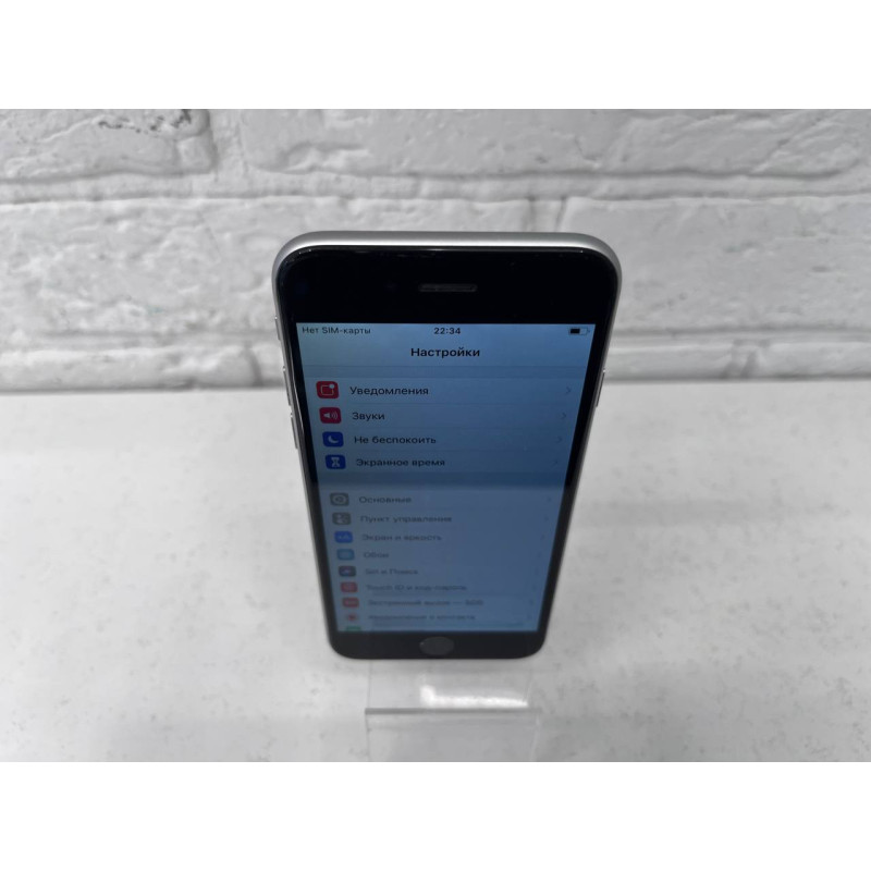 Мобильный телефон Apple iPhone 6 1/16 GB            
            б/у