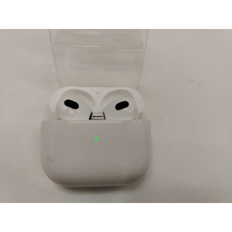 Наушники Беспроводные Внутриканальные Apple AirPods 3            
            б/у