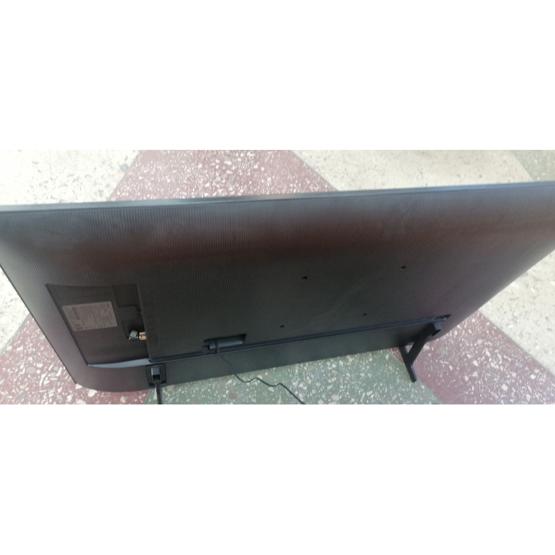 Телевизор Samsung UE50DU7100