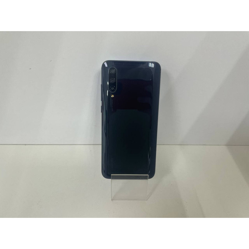 Мобильный телефон Xiaomi Mi 9 Lite 6/64 GB            
            б/у
