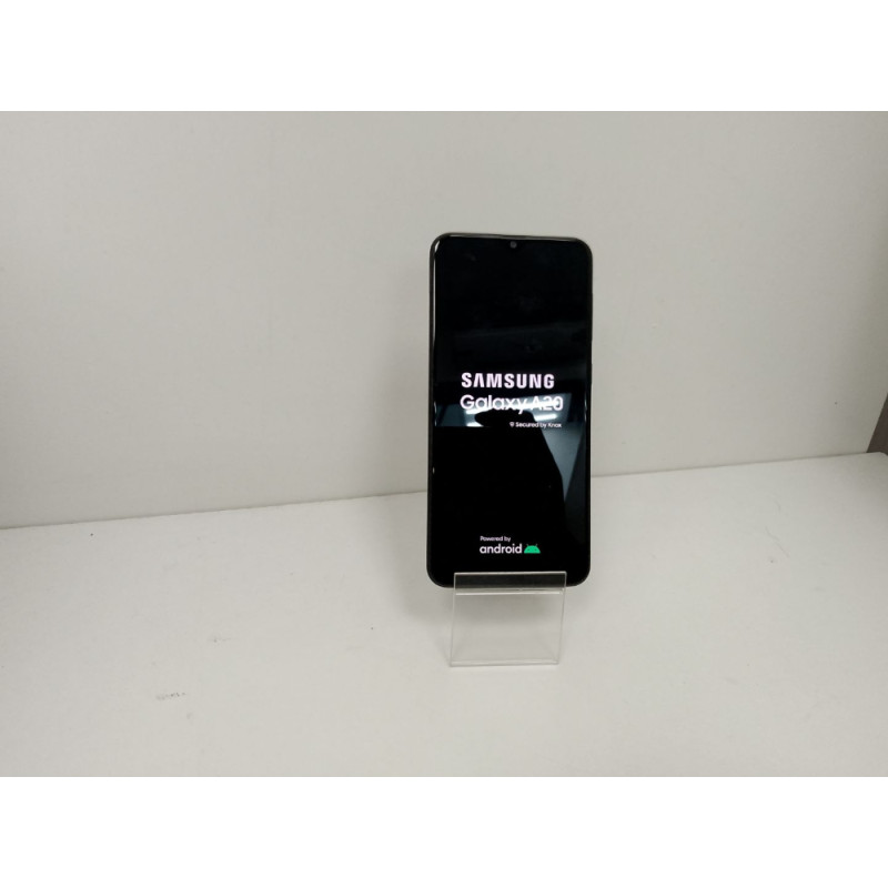 Мобильный телефон Samsung Galaxy A20 3/32 GB            
            б/у