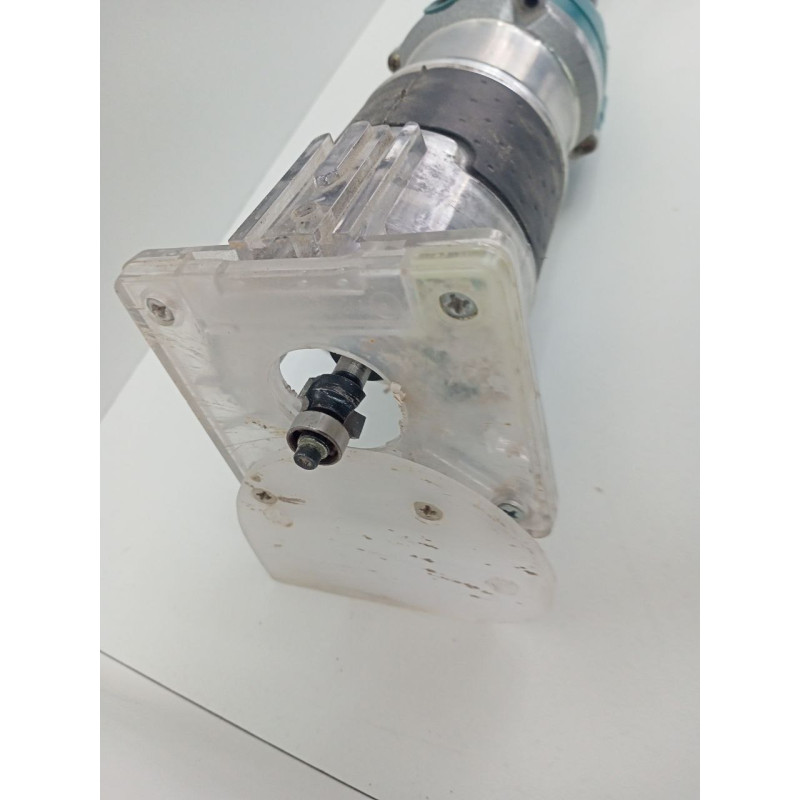 Фрезер Makita 3601b            
            б/у