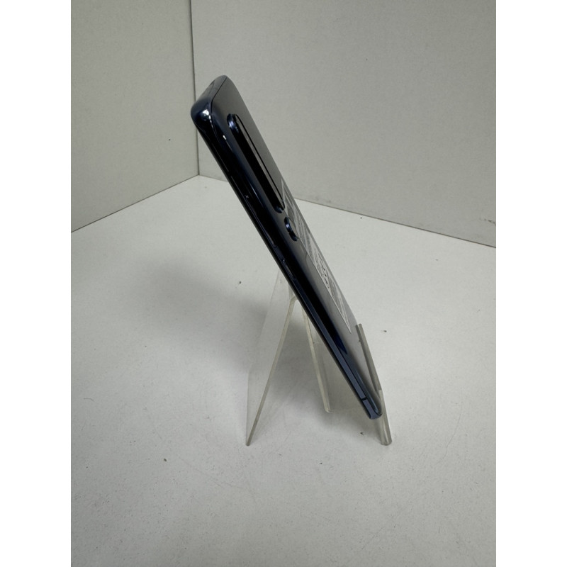 Мобильный телефон Xiaomi Mi 10 8/256 GB            
            б/у