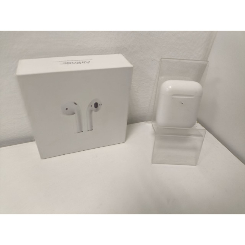 Наушники Беспроводные Внутриканальные Apple AirPods 2            
            б/у