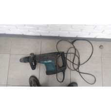 Отбойный молоток Makita HM1203C            
            б/у