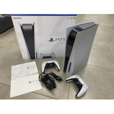 Игровые приставки Sony Playstation 5 825GB (CFI-1200A)            
            б/у