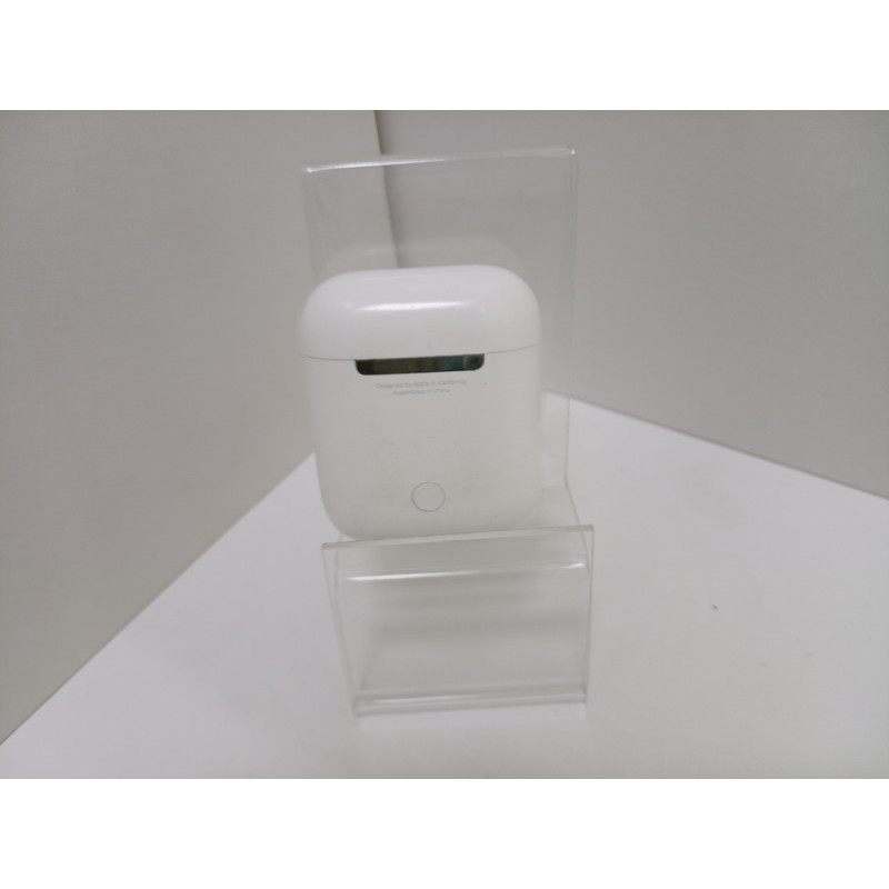 Наушники Беспроводные Внутриканальные Apple AirPods            
            б/у