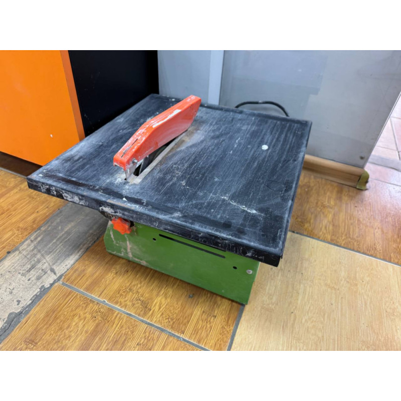 Плиткорез Procraft PF1000/180            
            б/у