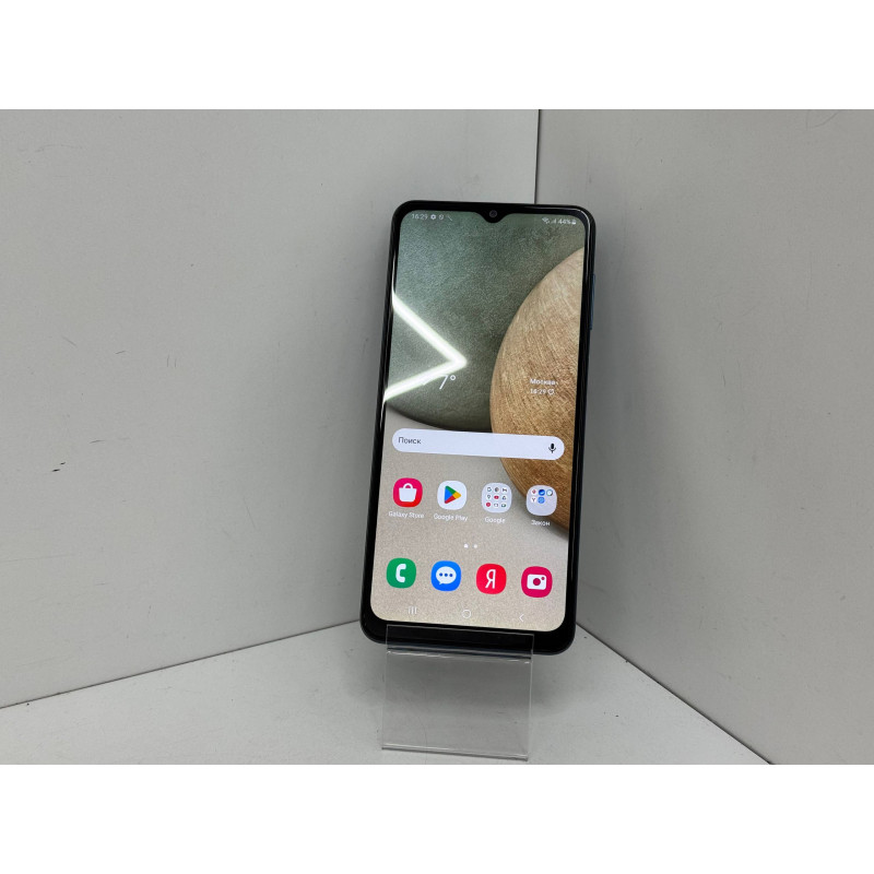 Мобильный телефон Samsung Galaxy A12 3/32 GB            
            б/у