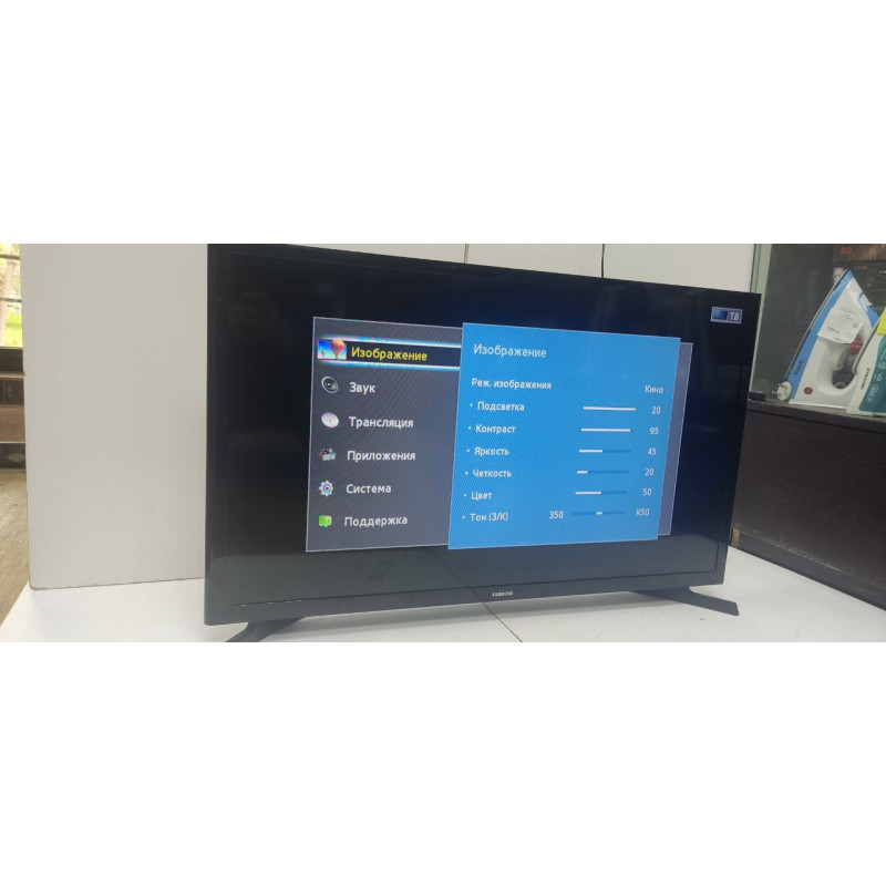Телевизор Samsung UE32J4000AK            
            б/у