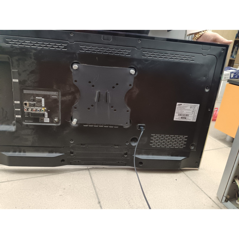 Телевизор Samsung UE40ES5507K            
            б/у