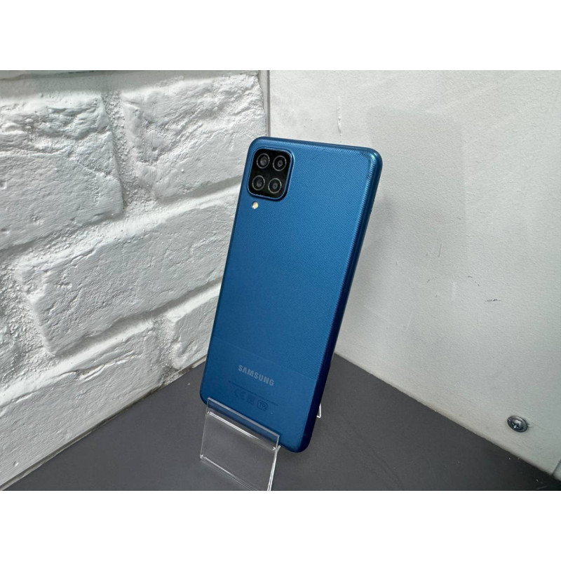 Мобильный телефон Samsung Galaxy A12 4/64 GB.            
            б/у