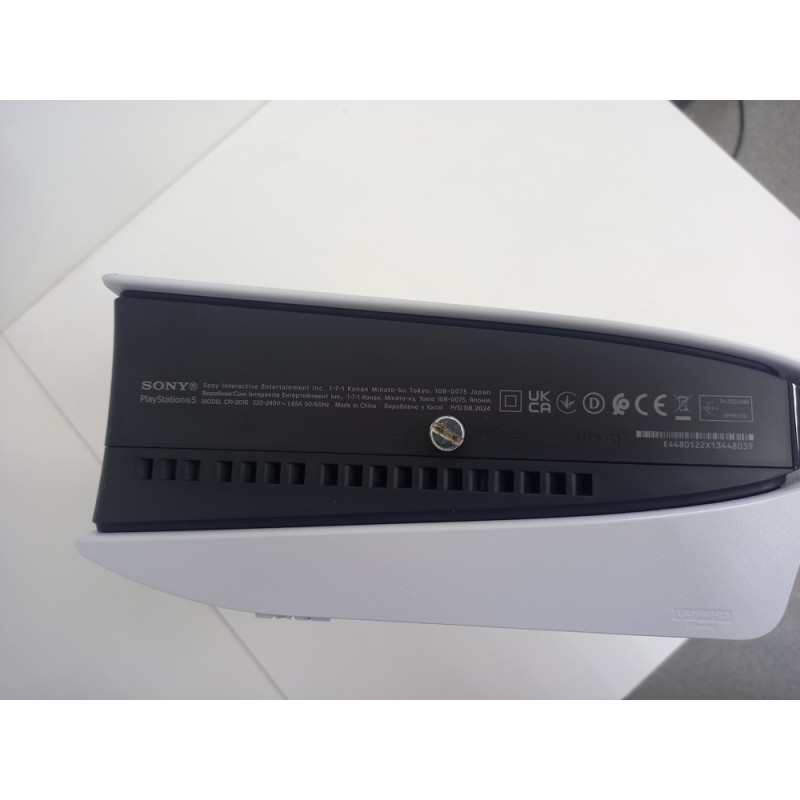 Игровые приставки Sony Playstation 5 Slim 1TB (CFI-2016)            
            б/у