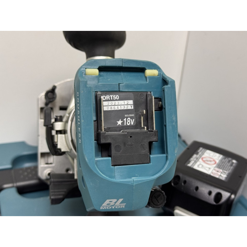 Фрезер Makita DRT50Z            
            б/у
