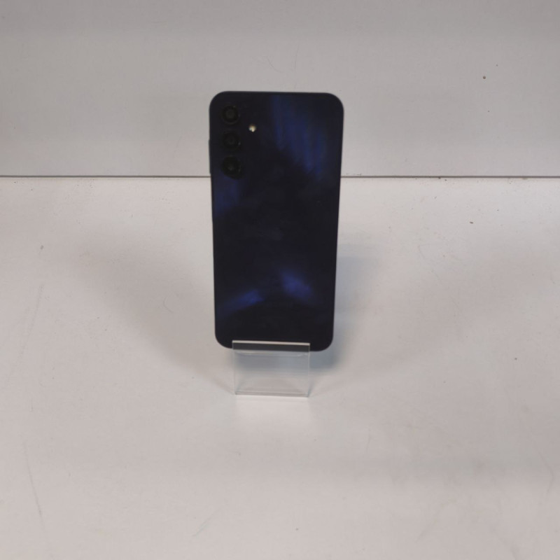 Мобильный телефон Samsung Galaxy A15 8/256 GB            
            б/у